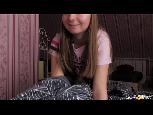❤️ Blondie duboko siše svog BFF-a i dobiva spermu u usta ️ Seks video kod nas ❤